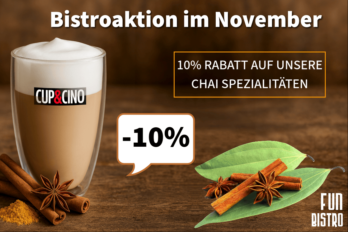 Chai Latte im Glas mit Zimtstangen und Sternanis – 10 % Rabatt auf Chai-Spezialitäten im FUN Bistro