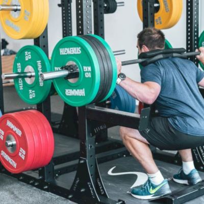 Der Athletik Crossfit Bereich in deinem Fitnessstudio in Kornwestheim lässt jedes Sportherz hochschlagen