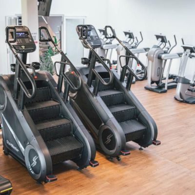 Der Cardio- und Gerätebereich in deinem Fitnessstudio in Kornwestheim ist mit den neusten Geräten von Technogym und Matrix ausgestattet - 7