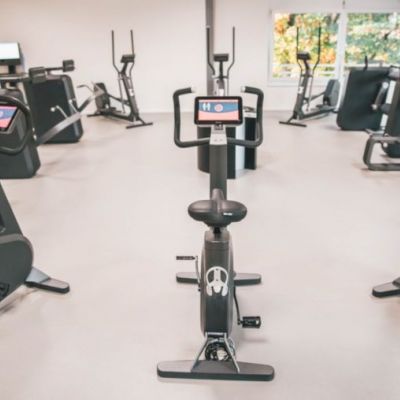Mit dem milon Zirkel in deinem Wohlfühl-Fitnessstudio in Kornwestheim trainierst du schnell, sicher und effizient - 1